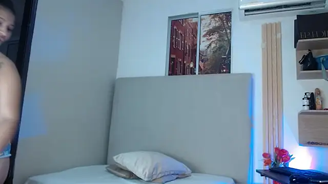 Snapshot of miel_alisha chatting on March 16, 12:53 pm miel alisha online show from March 16, 12:53 pm