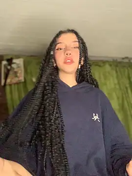 MiaaCute- online show from November 6, 9:43 am