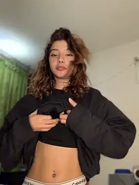 MiaaCute- online show from January 16, 1:09 am