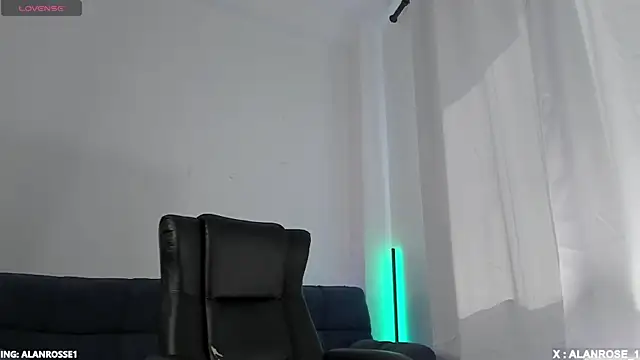 Snapshot of AlanRose01 chatting on October 24, 1:18 pm AlanRose01 online show from October 24, 1:18 pm