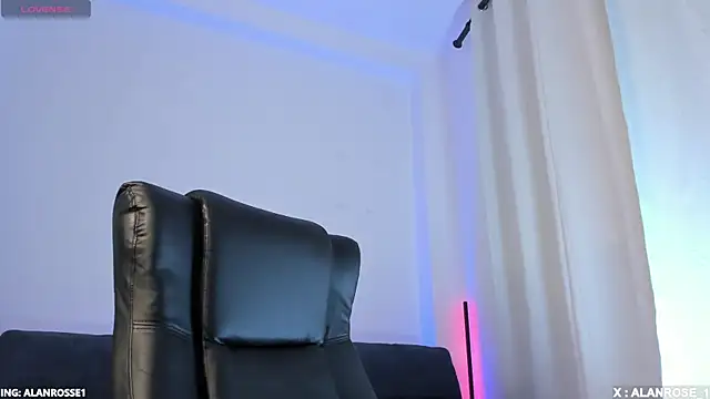 Snapshot of AlanRose01 chatting on November 4, 1:32 pm AlanRose01 online show from November 4, 1:32 pm