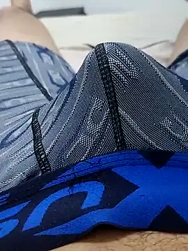 Snapshot of El_pajitas35 chatting on October 24, 4:53 am El pajitas35 online show from October 24, 4:53 am