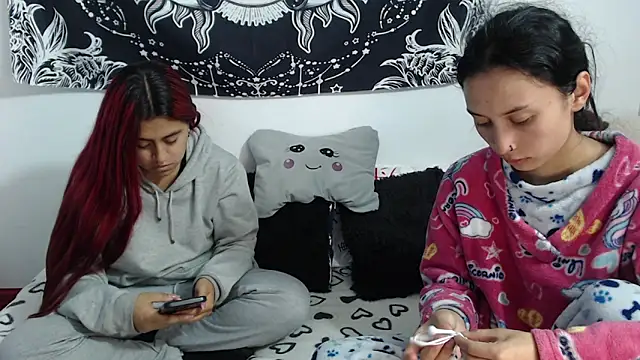 emily n abby online show from February 12, 1:06 pm