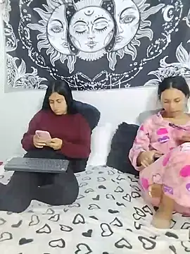 emily n abby online show from May 28, 1:41 pm