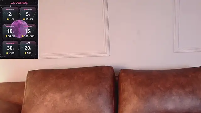 Bellaryy online show from November 6, 1:23 pm