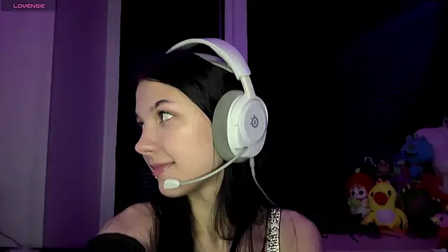 Snapshot of HanaMantanaDell chatting on October 23, 1:21 pm HanaMantanaDell online show from October 23, 1:21 pm