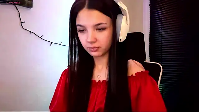 HanaMantanaDell online show from March 12, 6:03 pm