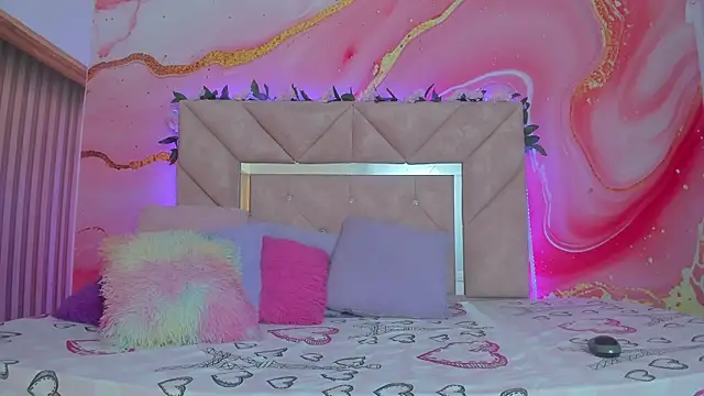 Snapshot of mia__blaze__ chatting on October 25, 3:25 am mia blaze online show from October 25, 3:25 am