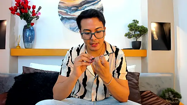 JohnBelRose online show from November 6, 7:26 pm