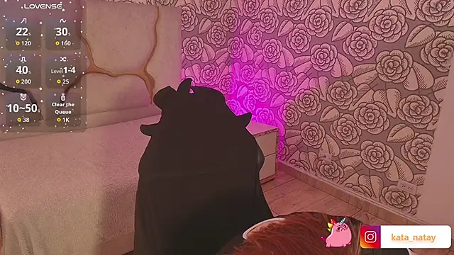 KATANA TAY online show from December 4, 11:52 am