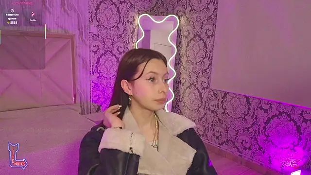 KATANA TAY online show from January 18, 3:21 am