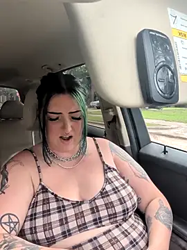 ImKatMeow online show from April 15, 4:14 pm