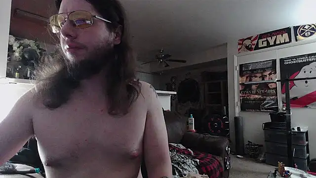 biggerisbetter12 online show from June 5, 8:31 am