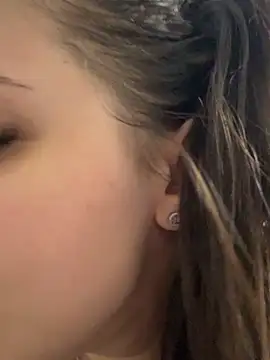 Snapshot of BiancaAva chatting on February 11, 7:30 pm BiancaAva online show from February 11, 7:30 pm