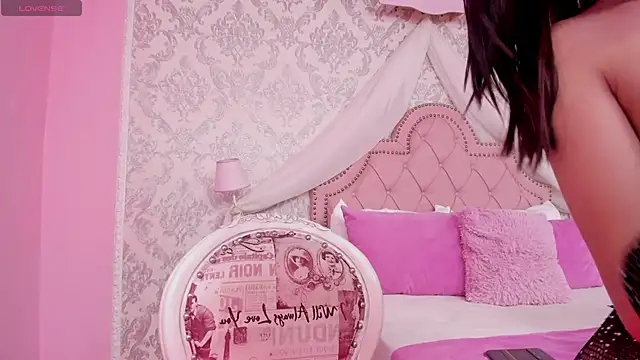 GabrielaSuarez online show from November 12, 12:49 pm