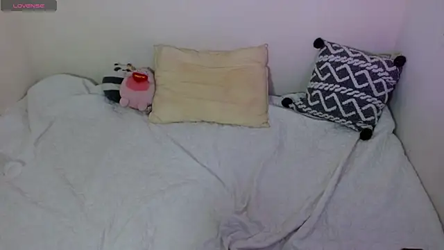 Suki sweet online show from November 11, 1:33 pm