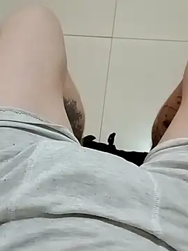 Snapshot of roludao_fun chatting on October 31, 10:11 pm roludao fun online show from October 31, 10:11 pm