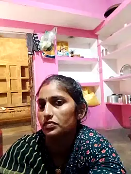 Snapshot of Pooja_shre chatting on November 4, 2:54 am Pooja shre online show from November 4, 2:54 am