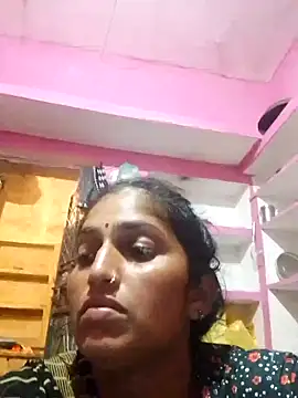 Snapshot of Pooja_shre chatting on November 4, 3:22 pm Pooja shre online show from November 4, 3:22 pm