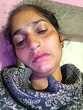 Snapshot of Pooja_shre chatting on November 30, 10:36 pm Pooja shre online show from November 30, 10:36 pm