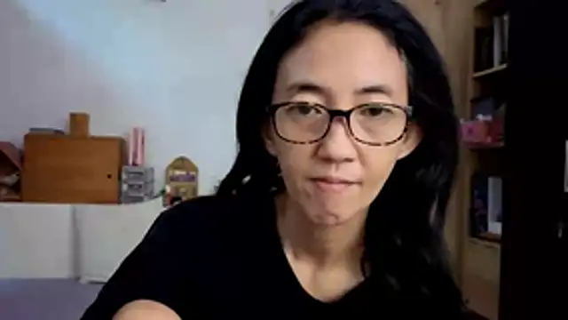 Snapshot of princessD077 chatting on February 23, 1:58 am princessD077 online show from February 23, 1:58 am