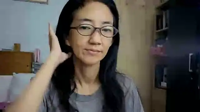 Snapshot of princessD077 chatting on February 26, 10:42 pm princessD077 online show from February 26, 10:42 pm