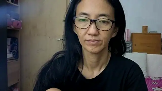 Snapshot of princessD077 chatting on March 12, 4:35 pm princessD077 online show from March 12, 4:35 pm