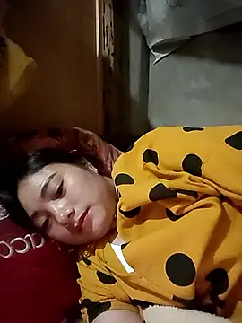 Snapshot of Sinhlinh2020 chatting on October 20, 3:45 pm Sinhlinh2020 online show from October 20, 3:45 pm