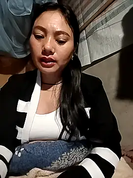 Snapshot of Sinhlinh2020 chatting on November 1, 10:01 pm Sinhlinh2020 online show from November 1, 10:01 pm