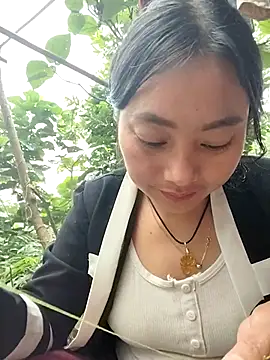 Snapshot of Sinhlinh2020 chatting on November 4, 8:46 am Sinhlinh2020 online show from November 4, 8:46 am