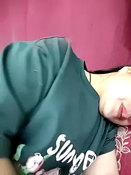 Snapshot of Sinhlinh2020 chatting on November 23, 1:22 pm Sinhlinh2020 online show from November 23, 1:22 pm