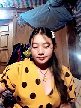 Snapshot of Sinhlinh2020 chatting on December 1, 10:31 am Sinhlinh2020 online show from December 1, 10:31 am