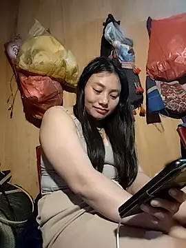 Snapshot of Sinhlinh2020 chatting on December 16, 12:43 pm Sinhlinh2020 online show from December 16, 12:43 pm