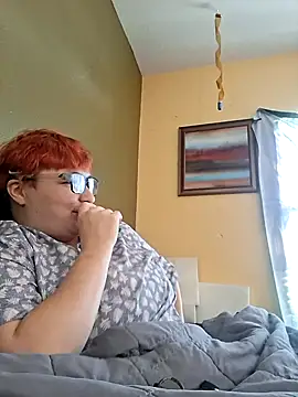 faithorsini8 online show from April 15, 2:46 pm