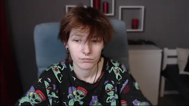 Snapshot of guitarandangell chatting on November 29, 11:24 am guitarandangell online show from November 29, 11:24 am