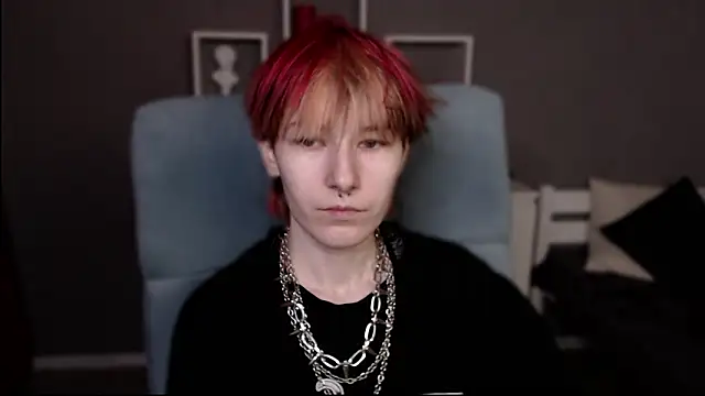 guitarandangell online show from March 23, 9:46 am