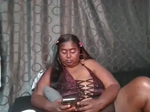 Snapshot of Indianhoney58 chatting on October 22, 4:51 pm Indianhoney58 online show from October 22, 4:51 pm
