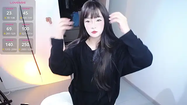 Snapshot of Kinadolly chatting on October 28, 12:19 pm Kinadolly online show from October 28, 12:19 pm