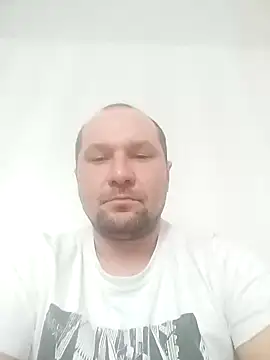 Snapshot of Berghochzugfahrt chatting on November 24, 8:47 am Berghochzugfahrt online show from November 24, 8:47 am