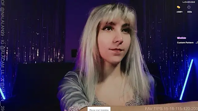 Snapshot of Nalan__ chatting on December 4, 6:12 am Nalan online show from December 4, 6:12 am