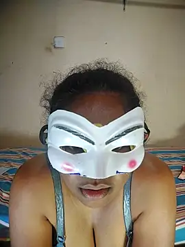 Snapshot of SL_queen1 chatting on October 28, 4:42 pm SL queen1 online show from October 28, 4:42 pm