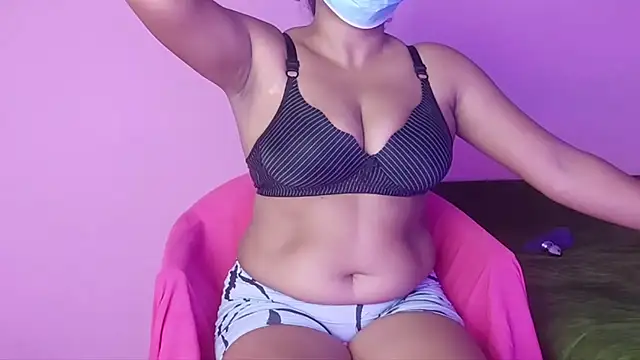 SL queen1 online show from April 8, 10:04 am