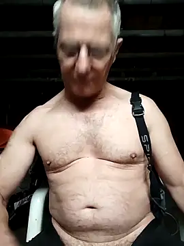 Snapshot of Sexyfab65 chatting on October 22, 4:46 am Sexyfab65 online show from October 22, 4:46 am