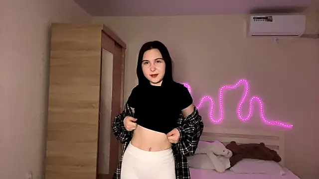 MyraLitterers online show from March 7, 3:53 pm