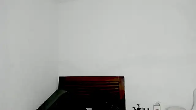 tifanymonroe online show from November 4, 11:20 am