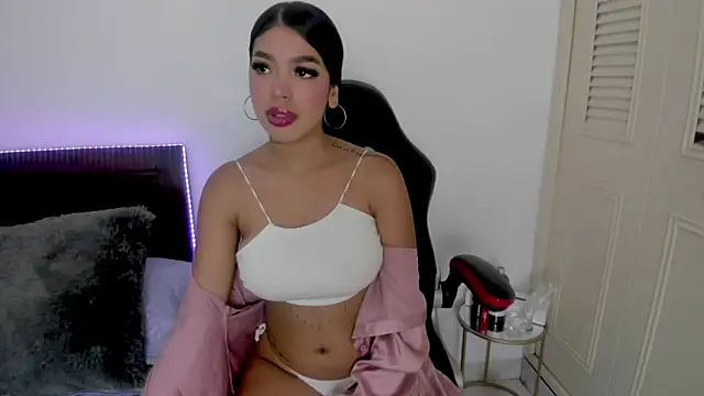 tifanymonroe online show from February 21, 11:55 am