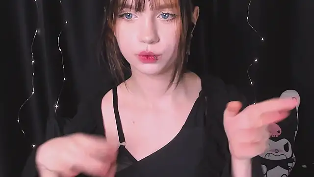 ruby dallos online show from November 4, 9:36 pm