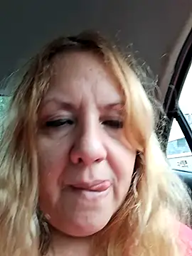 Snapshot of JennyInVegas chatting on October 24, 6:48 pm JennyInVegas online show from October 24, 6:48 pm