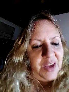 Snapshot of JennyInVegas chatting on November 15, 10:48 pm JennyInVegas online show from November 15, 10:48 pm