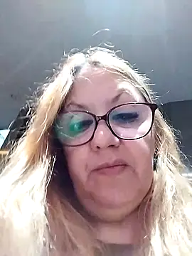 Snapshot of JennyInVegas chatting on November 17, 2:12 pm JennyInVegas online show from November 17, 2:12 pm